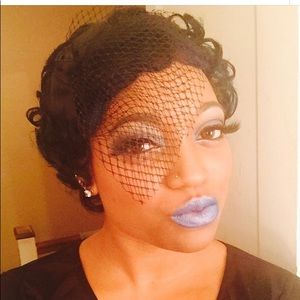 Meet your Posher, Alicia